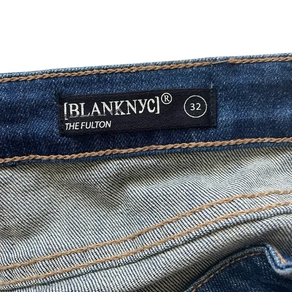 New Blank NYC The Fulton Roll Up Distressed Jean Shorts - Picture 5 of 9
